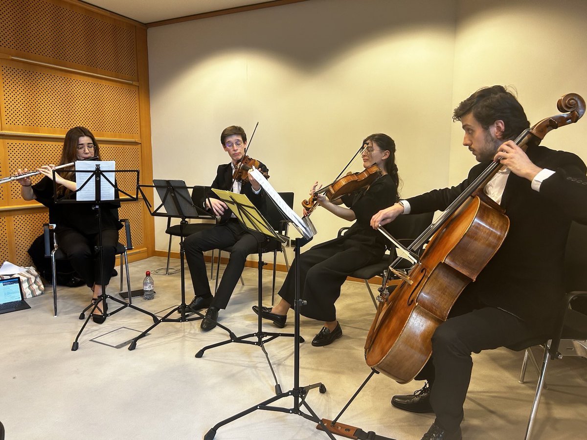 saarland_eu's tweet image. Nous remercions @ilanacicurelrem et @UEServicecivique pour l‘échange #Towards European Mobility for All - pour une 🇪🇺 qui offre encore plus de possibilités à la jeunesse de profiter de ces échanges si fructueux!