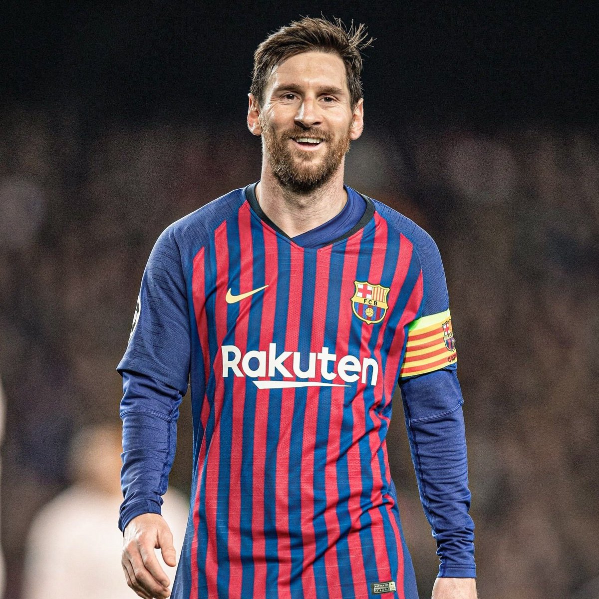 ManagingBarca's tweet photo. 🚨🚨✅| BREAKING: Leo Messi is waiting for FC Barcelona!
@gastonedul [🎖️] https://t.co/81m5OelXJc