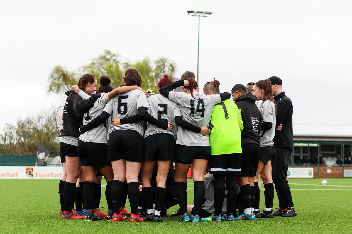 ucfbetihadwfc's tweet photo. As the true underdogs going into the Varsity match, our girls showed what they’re all about with a strong performance, going toe to toe with an Academy side for large periods of the game. 

A performance to be proud of 🖤

📸: @Kai_Connell https://t.co/MPXuM5Jcnt