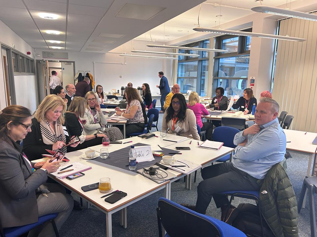 London SE Colleges tweet media