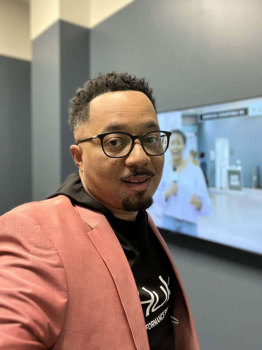 George Davis tweet media