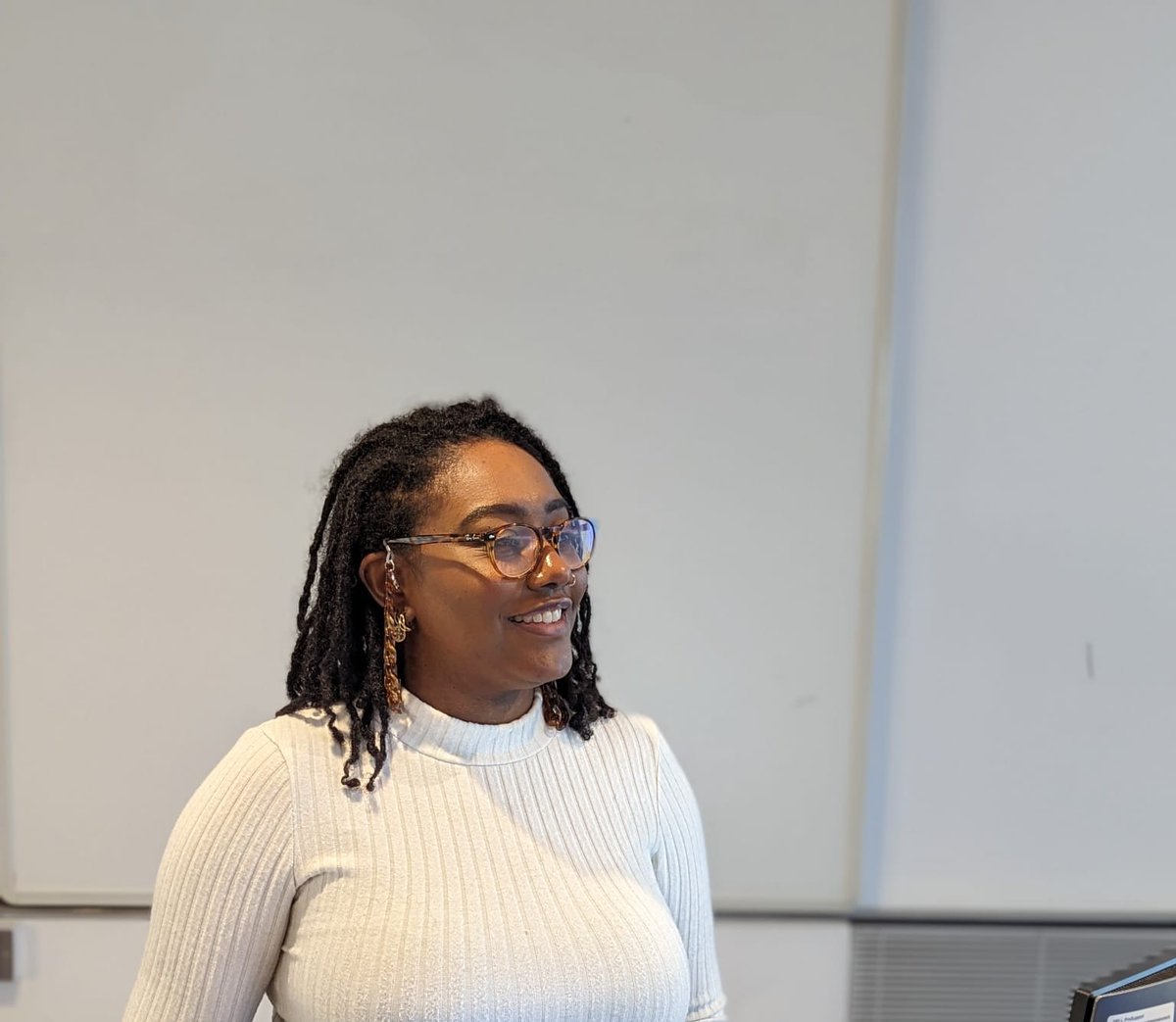 BPTwellbeing's tweet image. The team have been touring the UK with our racial trauma and radical healing workshops! 👏🏾🙏🏾

We&apos;re glad universities recognise the importance of supporting safe spaces for Black students to engage in community support 🖤

#BlackMentalHealthMatters #AcademicTwitter #education