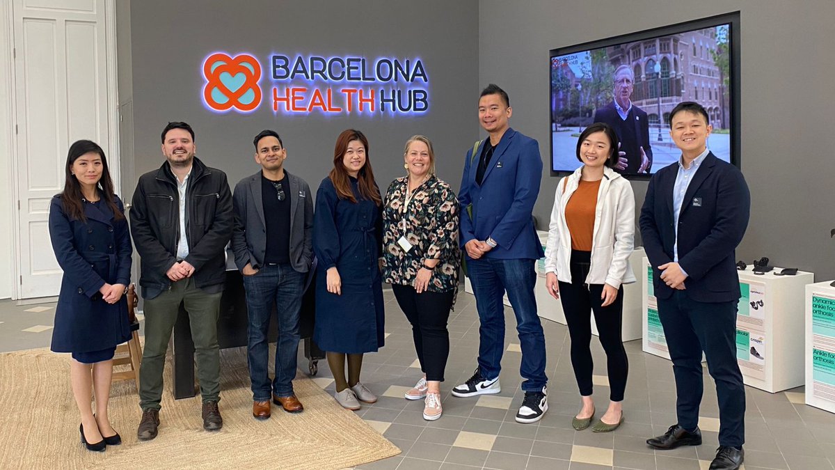 The Hub was happy to receive a delegation from Singapore! Enterprise Singapore, <a href="/nervotec/">Nervotec</a> and @Speedoc, together with <a href="/accio_cat/">ACCIÓ</a>, met with BHH’s CCO <a href="/MarjaHuiskamp/">Marja Huiskamp</a> to talk about Barcelona’s #digitalhealth ecosystem and the future of international collaborations! 🚀