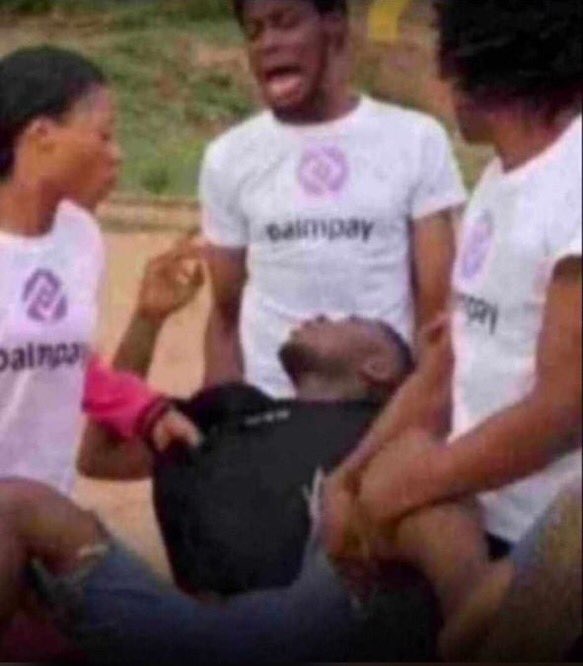 lexxieoflagos's tweet photo. Palmpay don go carry Faruq for Ashamu😂 https://t.co/CwTvcYaefI