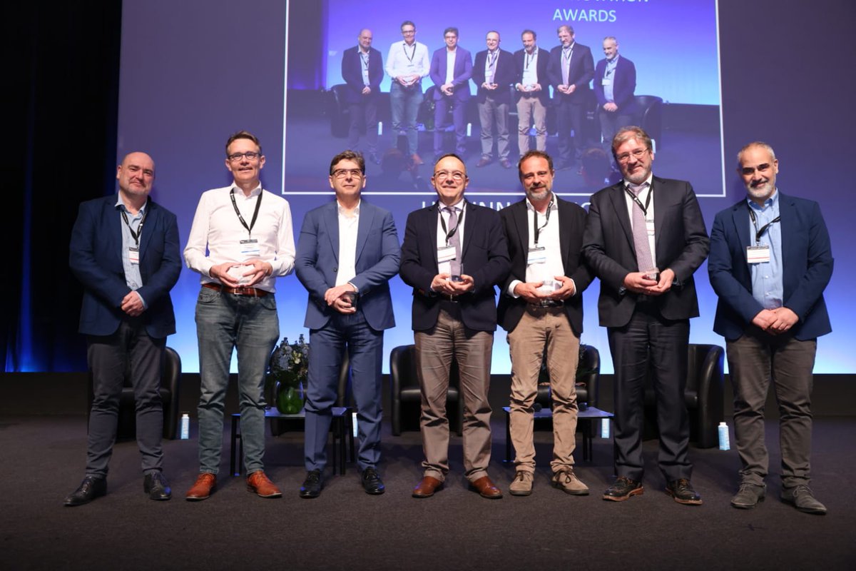It's time to celebrate #innovation in the field of neuroscience! Join us for the #HBPSummit Innovation Awards session presented by Steven Vermeulen and Guillermo Velasco. Get ready to be inspired by the groundbreaking work of the winners!
