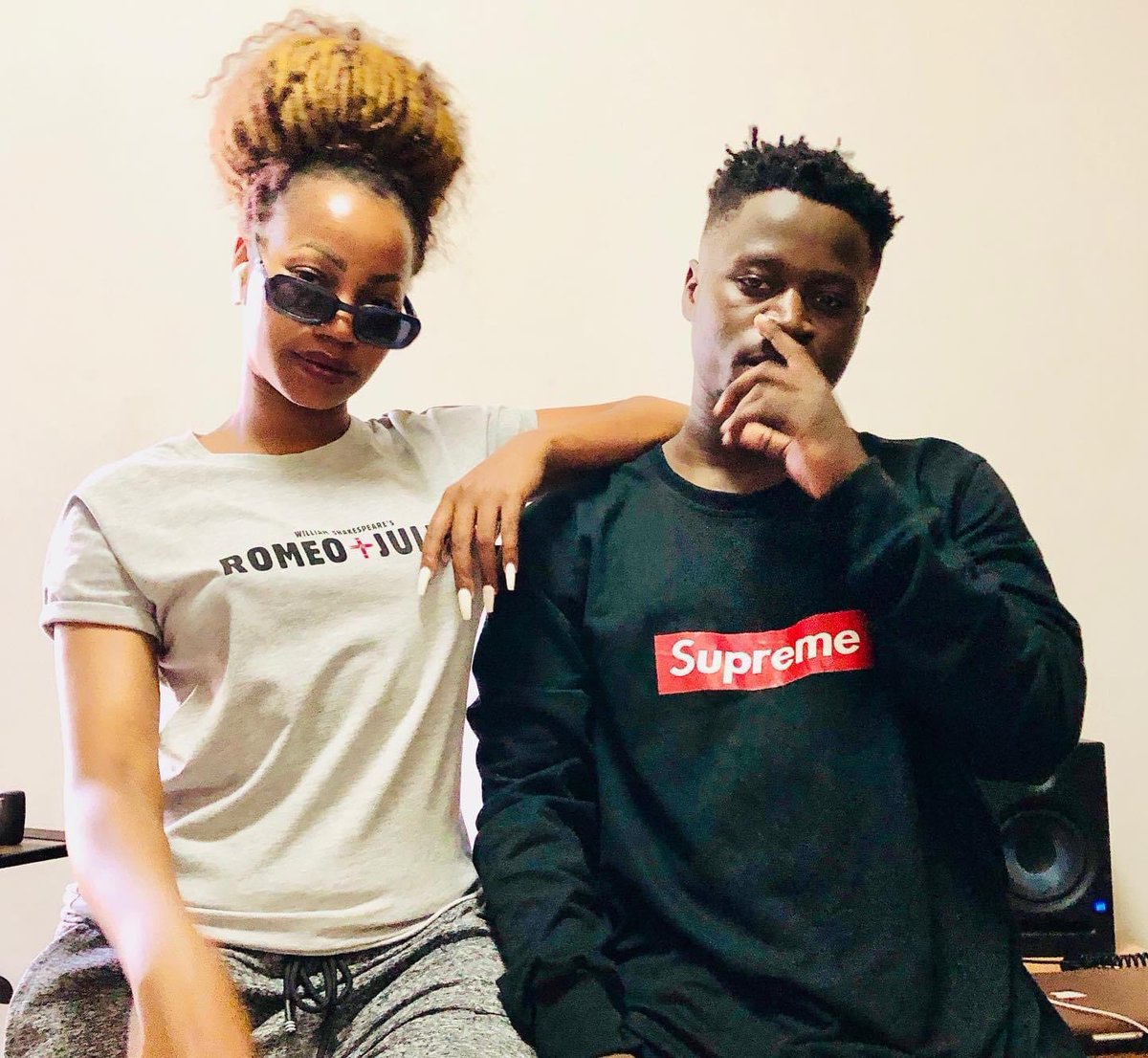 selectajeff's tweet photo. 2 YEARS and Counting…
#BOYFIRE Still Slaps Hard 🌎💯🧨🔥
Bless Op @Ksheebah1 B.I.T, Ziggy, @HeyoAxon | @HerbertSkillz_ #Aaronaire #JeffKiwa 🤝✅ https://t.co/F1DOFldsdM