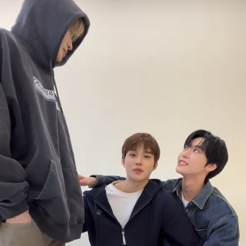 aelll_03's tweet photo. มันสิมาเกินไปแล้วนะ! #JaeDo https://t.co/QW6SJ4Kjys