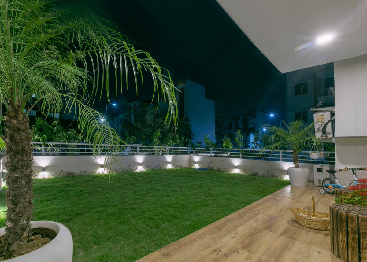 joy_homez's tweet photo. Balcony
.
.
.
I deeply believe that beautiful decor can have a beneficial influence on our lives.

#balconygarden #balconydesign #beautifulinfluence #interiordesign #deeplybelieve #influence #joyhomes https://t.co/Xdc6GVrpHs