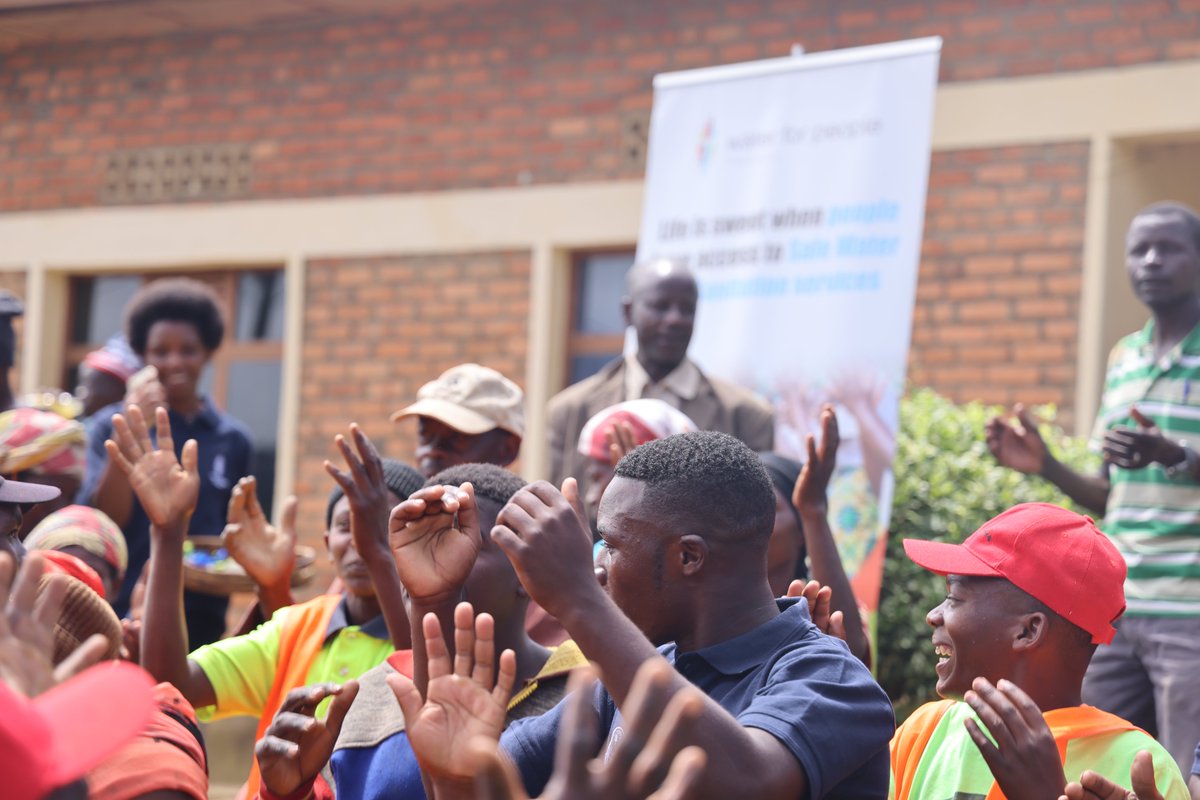 Water4People_RW's tweet photo. Yesterday, our team joined @KarongiDistr &amp; @wasac_rwanda for the celebration of the #WaterWeek. At the occasion, we launched over 10 newly completed water supply systems in Karongi. 
People are happy as no longer have to walk longer distances in search of water. 

#Rwanda #RwoT https://t.co/06FAH4TYmk