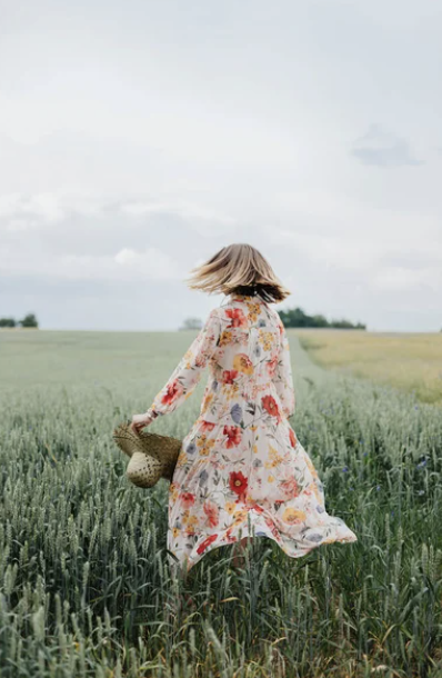 Depositphotos's tweet photo. 🌿 Breathe new life into your spring marketing campaigns with these collections and creative ideas: https://t.co/RhQXiHMhMR https://t.co/Uq3fk2gcr5
