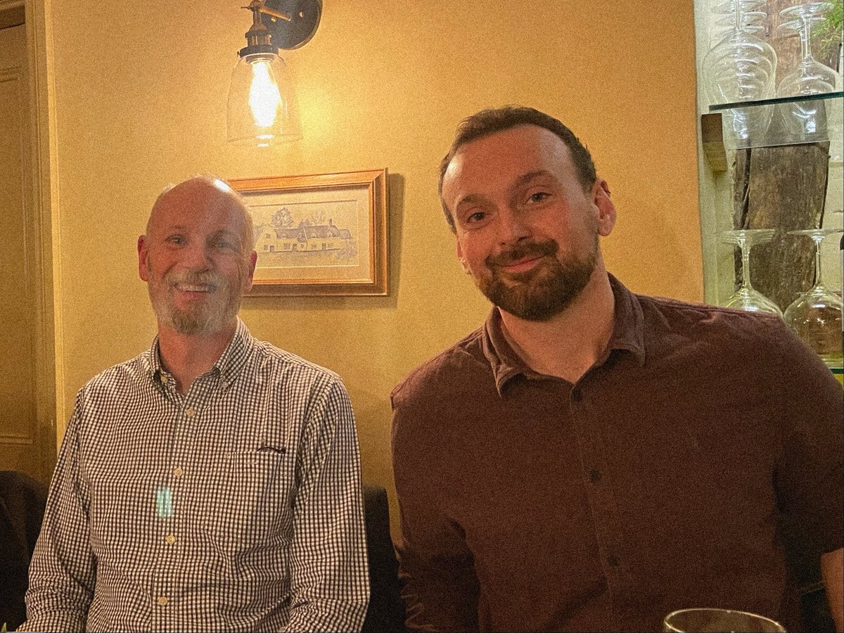 colliercatch's tweet photo. Colliers MGMT Christmas meal last night (a little bit late) at The Three Horseshoes  — great food and even better company 🍻 #BuildWithColliers https://t.co/ZBsLzzOQet