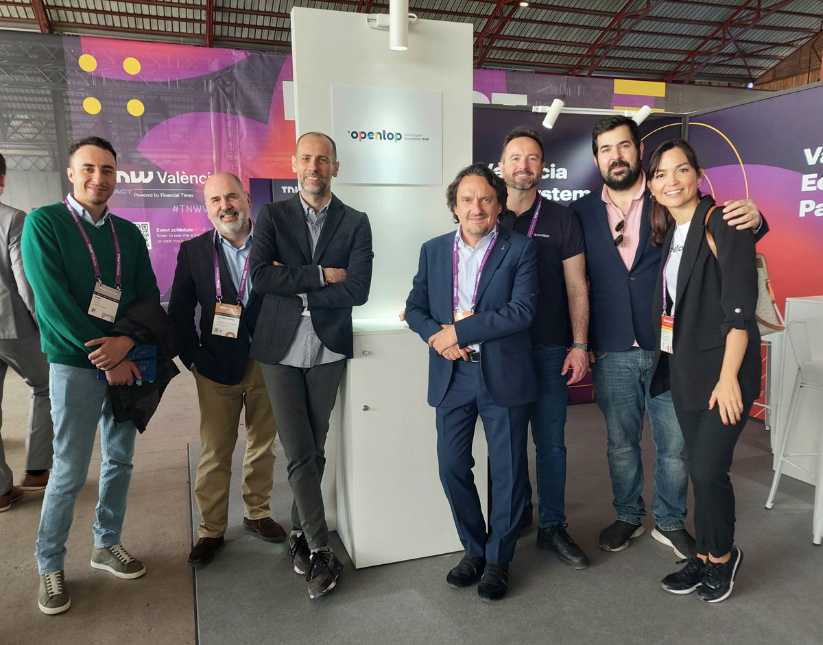 📢 Nuestros compañeros de @Opentop_Hub 🚀 participan hoy y mañana en el festival tecnológico @thenextweb en el stand de @valenciactiva_.
#Time4Valencia #TNWValència #innovaciónabierta #puertos #logística #getonboard