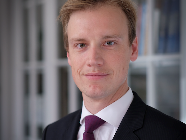 FASoS Maastricht (@fasosmaastricht) on Twitter photo On 1 April 2023, @DijkstraHylke will be appointed Full Professor of International Security and Cooperation <a href="/MaastrichtU/">Maastricht University</a>
Congratulations @DijkstraHylke! 👏 On 1 April 2023, @DijkstraHylke will be appointed Full Professor of International Security and Cooperation <a href="/MaastrichtU/">Maastricht University</a>
Congratulations @DijkstraHylke! 👏