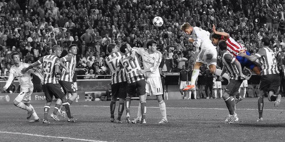 Cr7stianismo_'s tweet photo. Hoy es el cumpleaños del mejor futbolista español de la historia, y del mejor defensa central de la historia.

Uno de los futbolistas con más liderazgo y con más grandeza de la historia.

Su 92:48 siempre será eterno.

Felicidades @SergioRamos. Eterno capitán. https://t.co/mJSGgueArs