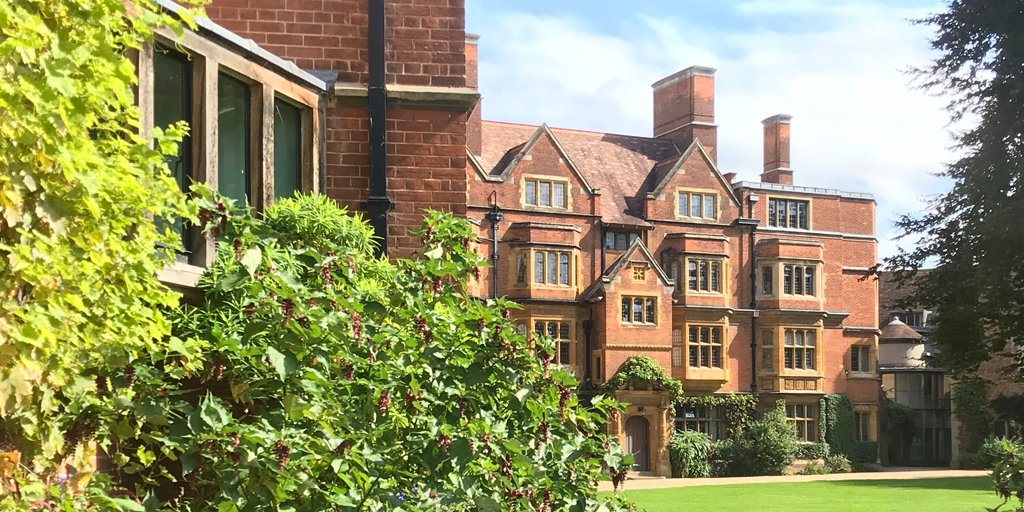 Meet Cambridge tweet media