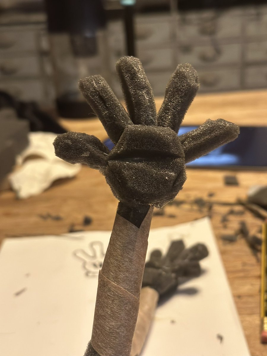 KwenInLondon's tweet photo. Dihareoma Ghost update: No paper hands in this project! @cel_mates 
It’s fucking harder then expected though 😱 https://t.co/FUCqJDlJ3J