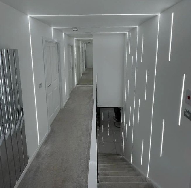 dkematriz's tweet photo. Track lights done dusted and delivered @ dkematrizservices.
#lagosprojects #ekocity #lifestyle #luxuryhome #control4 #lighting #interiordecor https://t.co/kMqRBLm52G