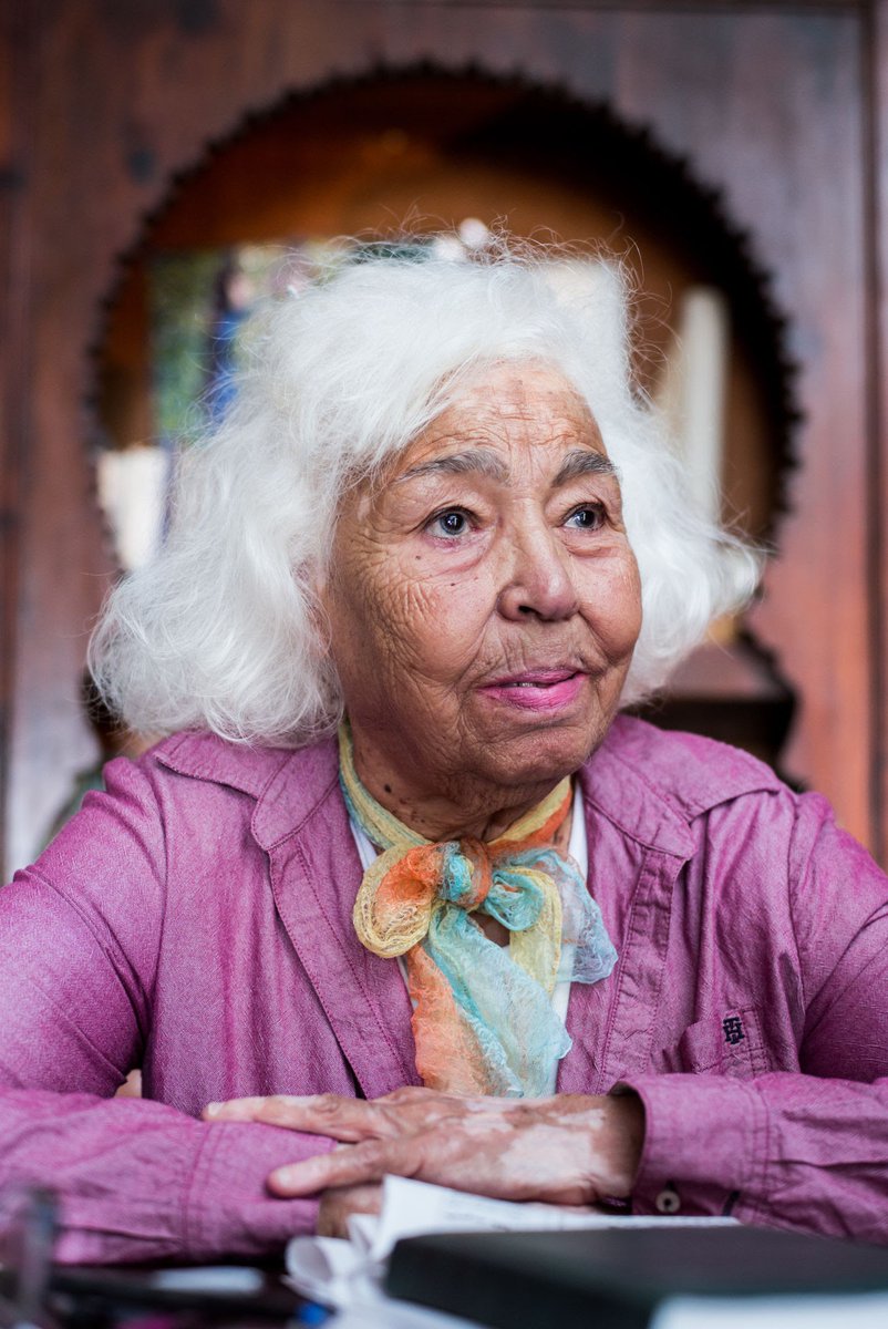 NawalElSaadawi1's tweet photo. "... وإنني أحب حقيقتي، بل إن الحب الحقيقي الوحيد في حياتي هو حبي لنفسي الحقيقية"
#نوال_السعداوي https://t.co/G9Oa6Unf42