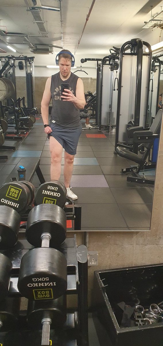 GavinWi79234383's tweet photo. #LegDay 2 of the week would have been better without dropping a 20kg plate on your foot 🤦‍♂️ thankfully I can still walk ok on it doh! #bodybuilding #muscles #quads #letsgethuge #TeamVikingMuscle #fitness #noexcuses #gymlondon #gymrat #gymboxbank #gymbox https://t.co/oMJDINaTMg