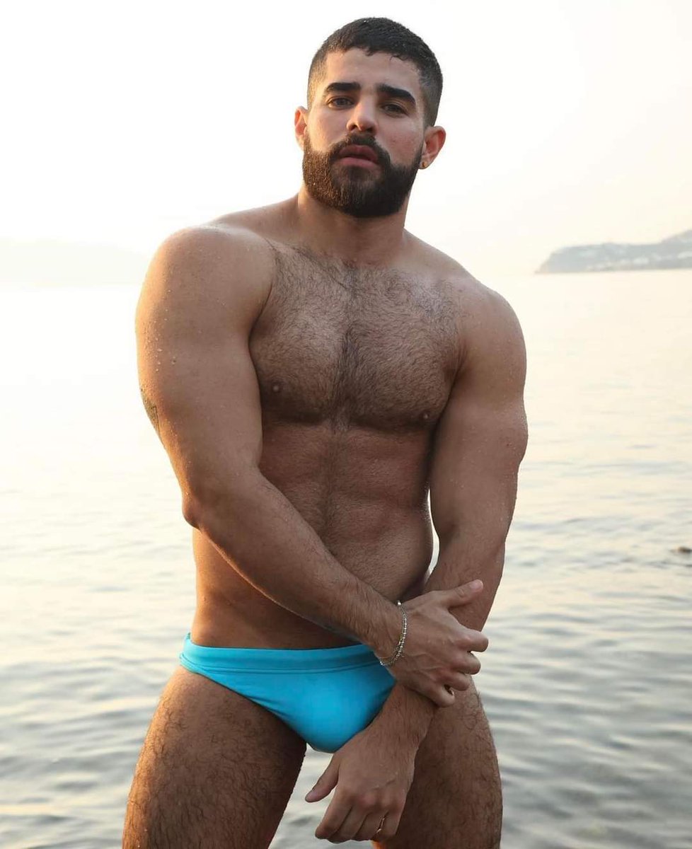 thebeardedhunks's tweet photo. Fancy a dip?
#beardedhunks https://t.co/3qiXBAGCKW