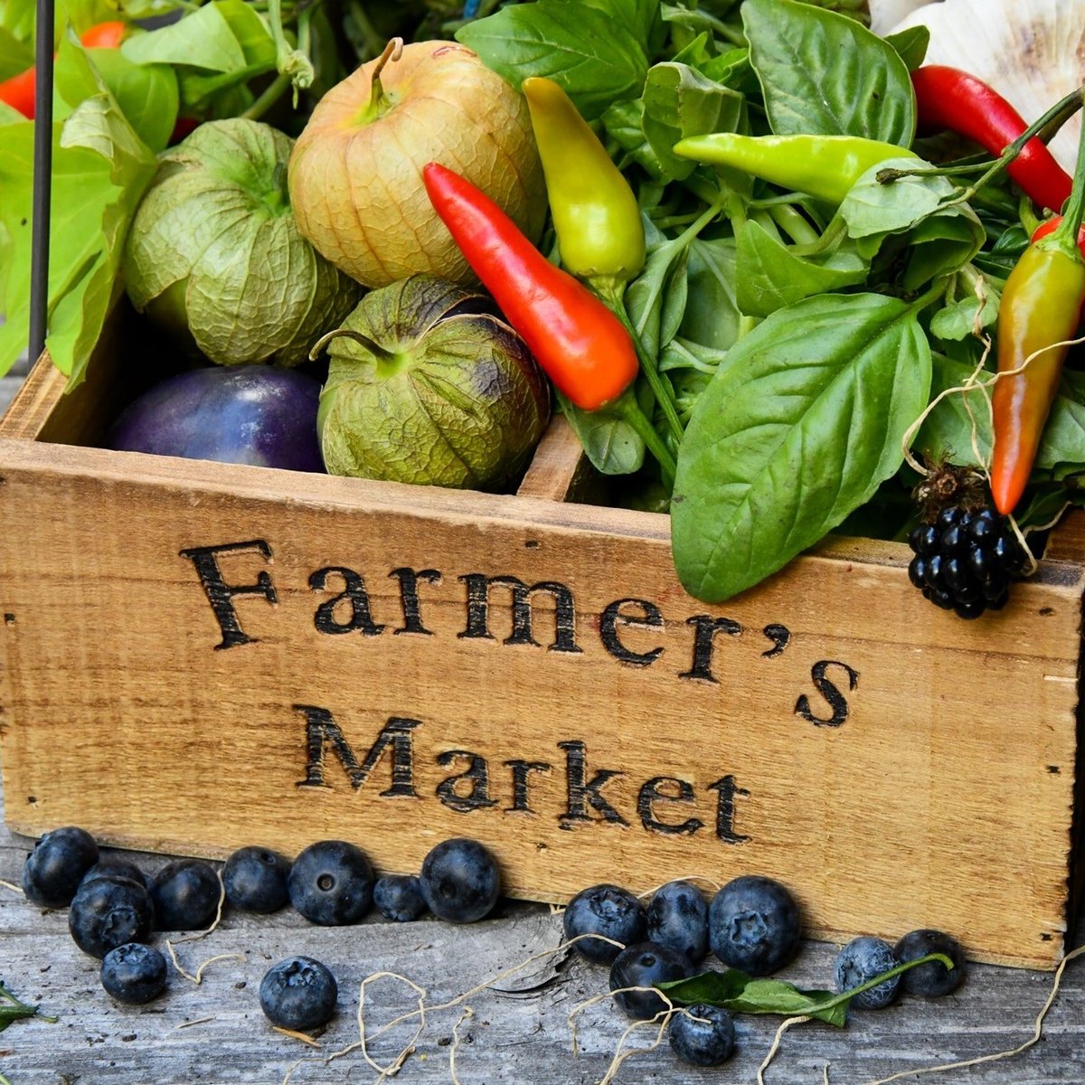 Minehead Farmer's Market - Friday March 31st from 8.30am. For more information and to find out who will be there this week visit: mineheadfarmersmarket.co.uk #shoplocal #plasticfree @VisitMinehead @mineheadbid @WSomRailway @Giles_Adams @MilesTeaCoffee