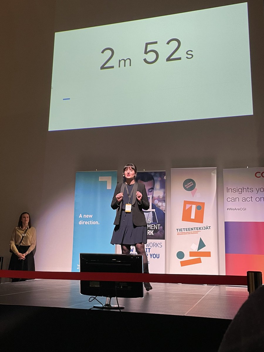 Eilen <a href="/SciNightLIVE/">Science Night LIVE!</a> -tapahtumassa saatiin kuunnella pitchauskisassa tutkijoiden 3 minuutin esittelyitä omista tutkimusaiheistaan. 

Oli muuten hyvin tiivistettyjä ja tyylikkäästi esiteltyjä paketteja 👍🏽