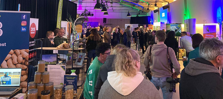 WERKENDAM - Tevredenheid bij bezoekers en bedrijven over eerste event Werkend Altena

ondernemendaltena.nl/tevredenheid-b…