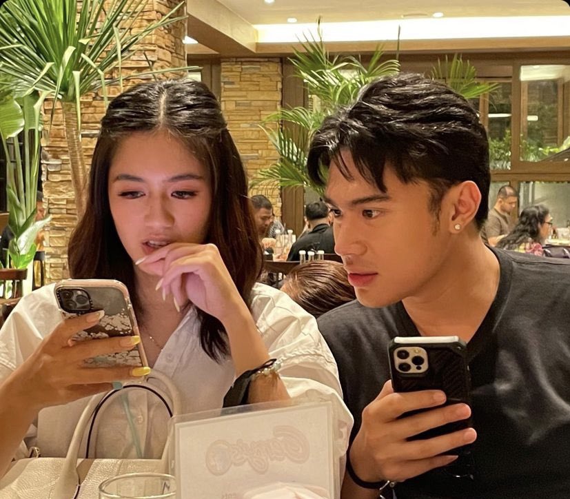 You are obligated to reply twenty times along with the tag!

KAOMIAH ROYALTY DATE