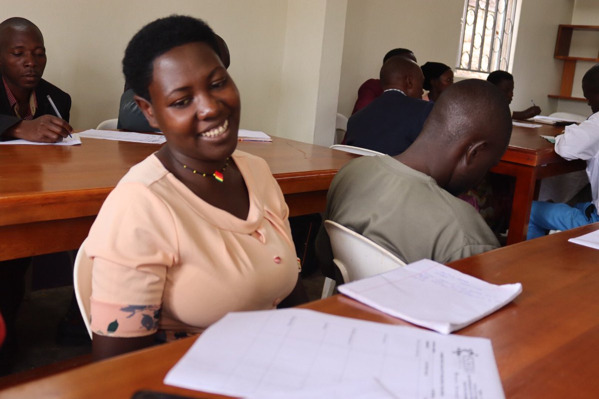 kisoboka_africa's tweet photo. #HappeningNow DAY 3: All smiles๐ in session one about power & leadership #HappyLeaders https://t.co/G68JaGQiFA