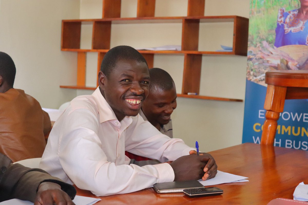 kisoboka_africa's tweet photo. #HappeningNow DAY 3: All smiles๐ in session one about power & leadership #HappyLeaders https://t.co/G68JaGQiFA