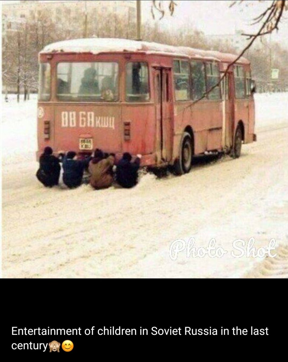 gisforguitars's tweet photo. They better not be sat on any #MARIA #guitars at the back there!😏😁🎸🎸🎸🎸
#soviet 
#easternbloc 
#Mariya
#sovietguitars
#ural
#musima
#jolana
#elta
#krunk
#borisov
#tornado
#cheesyguitars
#GuitarHero 
#guitargear 
#guitarhistory
#vintageguitars
#history
#USSR
#onthebus 
#RT https://t.co/iPXHJuSXMI