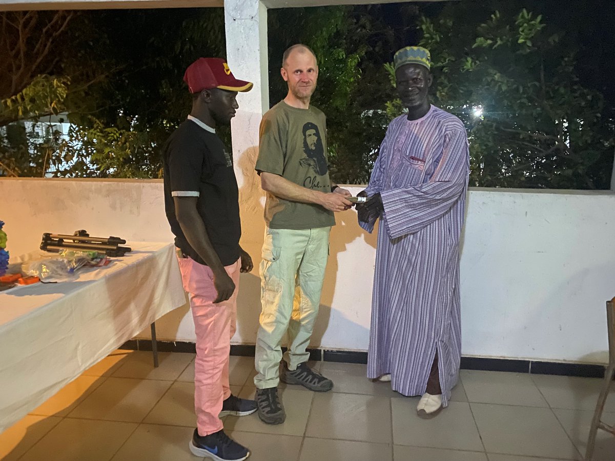 MK_Lodge's tweet photo. "Big thank you to Professor David Edwards and Sheffield University students for their generous donation of £200! Morgan Kunda and the Head of Morgan Clark School committee appreciate your support towards the crucial upkeep of our school." https://t.co/57OK6VL2GJ