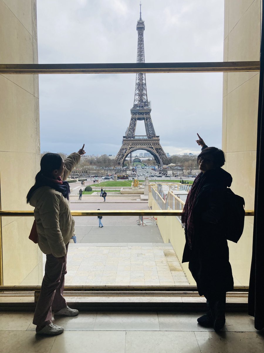 MUKUNAOMIrakuda's tweet photo. 麿さんのアシスタントで先週から私もフランスへ来ています🇫🇷
奇跡の公演を是非目撃ください!!
Akaji Maro × François Chaignaud
”GOLD SHOWER”
Poitiers
https://t.co/VyAvgBCnQe
Chaillot
https://t.co/80q7fA5J1K
#AkajiMaro #FrançoisChaignaud #GOLDSHOWER #tappoitiers #theatrechaillot https://t.co/j9AkJDRMua