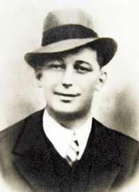 Anpinazionale's tweet photo. Settimio Limentani, commerciante, ucciso alle Fosse Ardeatine perché ebreo  

#tuttalamemoriasulleFosseArdeatine https://t.co/nu4CaSZzKV