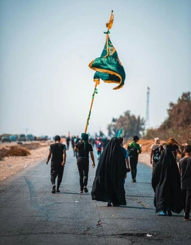 iamZimalFatimah's tweet photo. One day I'll be on this road with my parents ❤️ https://t.co/0kWXLI7LDx