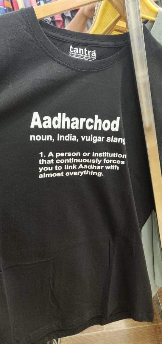 Intellctualmimi's tweet photo. The PAN Aadhaar linking last date is now Friday June 30, 2023.. https://t.co/ggDCivVagI