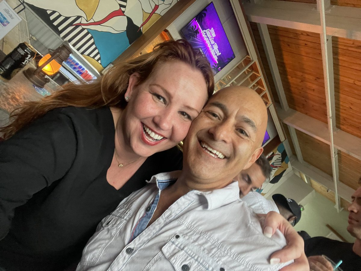 deLisserRobin's tweet photo. @chrisadamo_ @volvoshine @eMergeAmericas @sarahendline @brunosavoca @jdanjohnson @kbclauson @EmilSkandul @KielBerry @paobelt @Bellumio It was! Met great new peep moving to area from SF &amp; NYC &amp; ran into the FL OGs, 1 of which snuck in a kiss before he departed! 🫣 I was assaulted I tell ya - assaulted! 🤣 Today we officially start #NFTweekMiami /#MiamiNFTweek. I’ll be on stage emcee’ing - join us! @magiccitymaria https://t.co/c64e1Is9uz