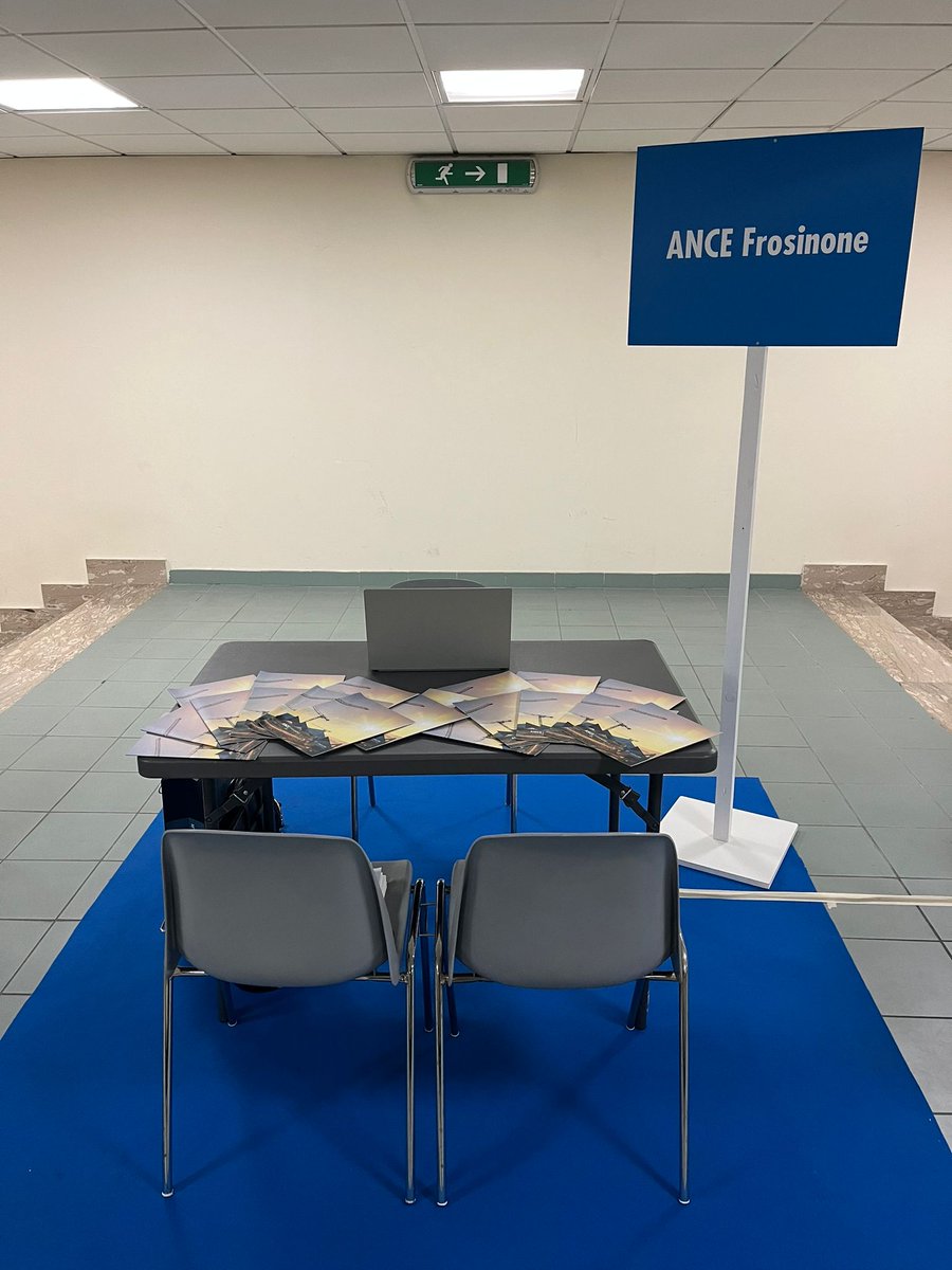 AnceFrosinone's tweet photo. Oggi ci trovate qui @unicassino per il Career Day 👩🏻💻
Vi aspettiamo a partire dalle ore 11 👷🏻
#ancefrosinone #unicas #careerday #openyourfuture https://t.co/hbNCiGr0eH