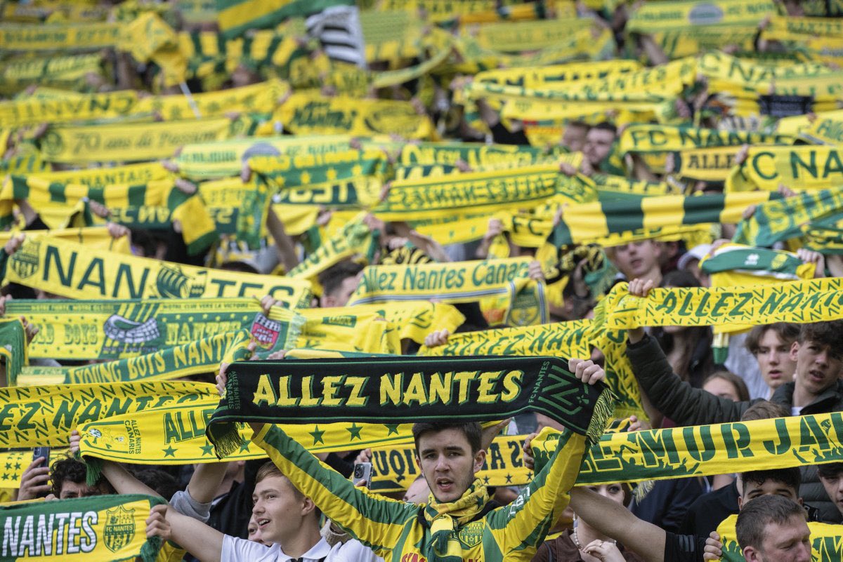 ActuL1_'s tweet photo. 🇫🇷 Top 🔟 des clubs les plus appréciés en France selon un sondage en 2022 :

🥇 RC Lens (57,1%)
🥈 RC Strasbourg (45,6%)
🥉 AS Monaco (33,4%)
4️⃣ FC Nantes (32,6%)
5️⃣ ASSE (29,6%)
6️⃣ Stade Rennais (26,6%)
7️⃣ OGC Nice (21,1%)
8️⃣ Clermont Foot (19,2%)
9️⃣ LOSC (17,6%)
🔟 Stade Brestois (16,3%)
