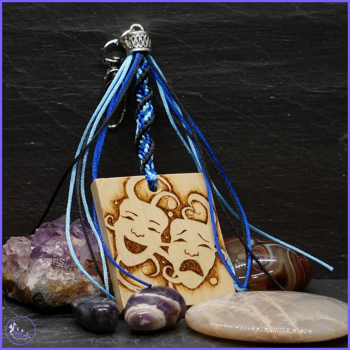 IantheGalleria's tweet image. D - Drama Mask Keyring. 

One of our Keyrings featuring the Comedy and Tragedy Masks in a Pyrography design on one side of a 5cm x 6cm piece of clean cut wood.

ianthegalleria.co.uk/ourshop/cat_16…

#AMZart #aprilalphabetchallenge #aprilalphabet #pyrography #giftidea #earlybiz