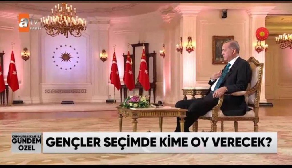 #Unibizimoysizin ÜNİVERSİTELERİ AÇIN OYLARIMIZ SİZİN‼️