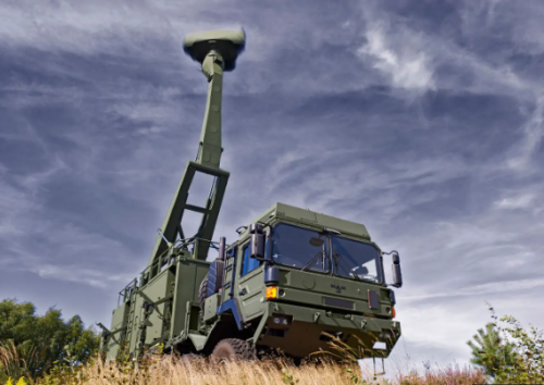 TacticalReport's tweet photo. Egypt, @Saab, and talks on Giraffe AMB radar
https://t.co/a6FZZ9HQB1

#Egypt #Radars #RadarSystems #MoMP #UAVs #DefenseTech #DefenseIndustry #Defense https://t.co/C5ATXTkH35