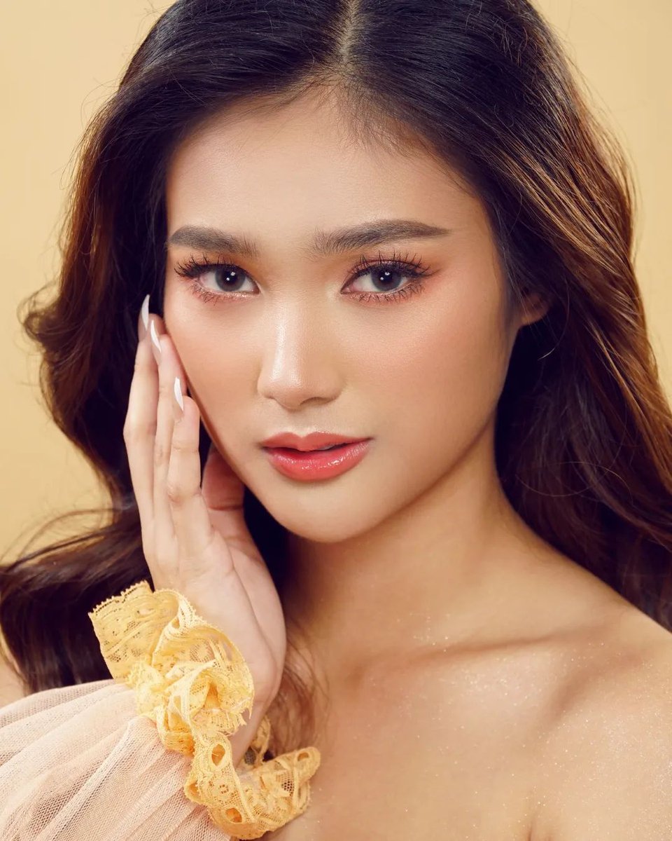 ikaw pa rin ang prom queen namin 

KARINA PROMising NIGHT 
<a href="/MissKareee/">Karina Bautista</a>