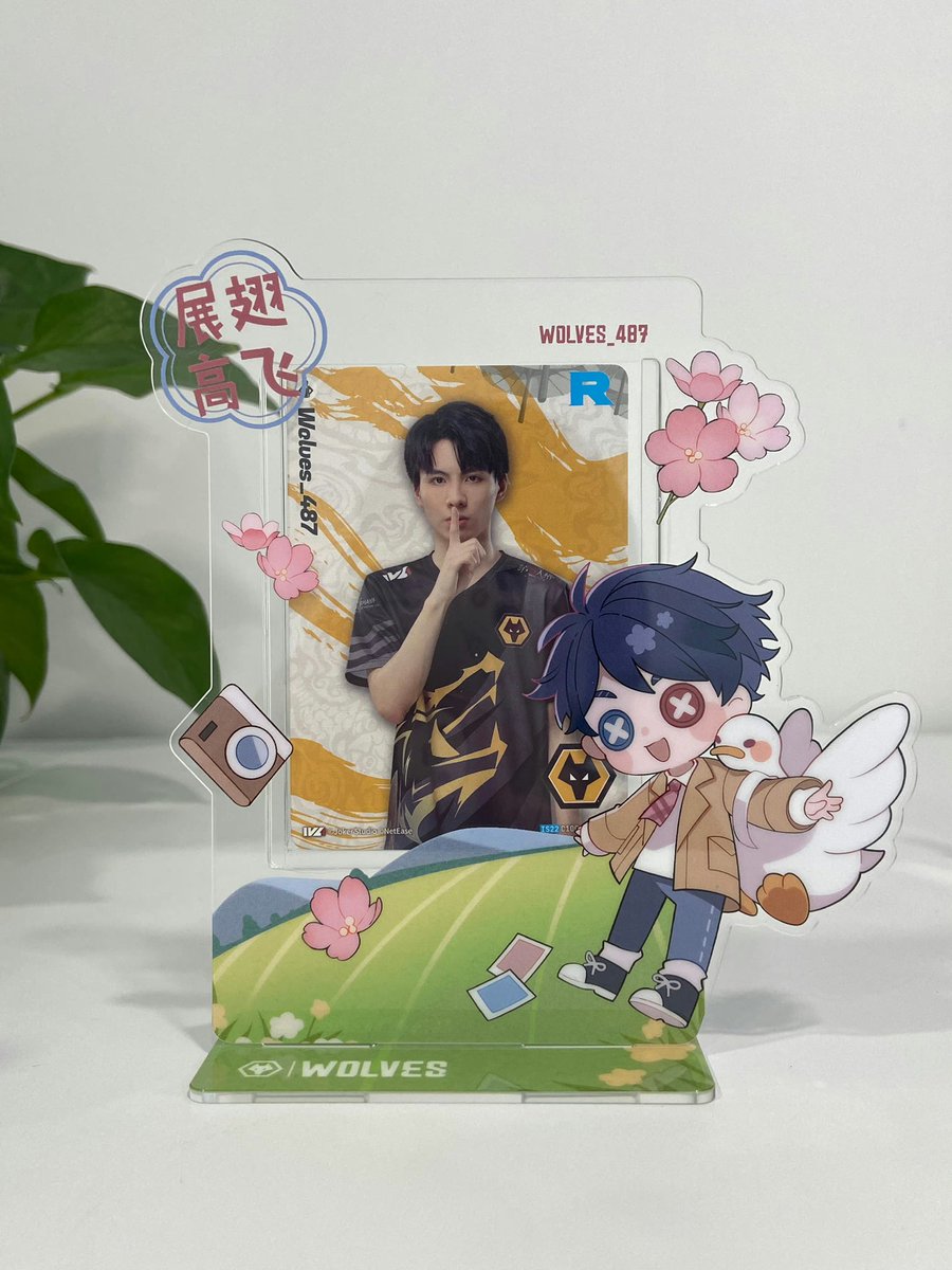 WolvesIDV_Intl's tweet photo. ๐ #Wolves_Merch
The Cheering for Spring series is here! ๐ธ
A card slot has been added to the design of the stand this time (the cards in the pictures are for display purpose only and does not come with the product).
๐ https://t.co/IE6dOCzZx1
(1/2) https://t.co/Xhsi5Ht5cS