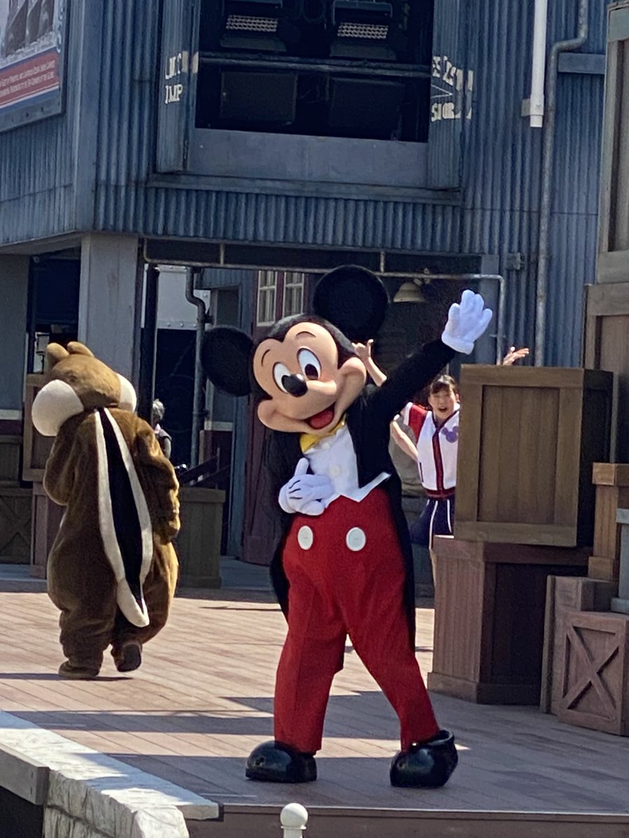 y__jjmk's tweet photo. 彼女と4年振りのディズニーシー🌏

何度行っても何歳になっても夢の国 https://t.co/wsHWAc2HZr