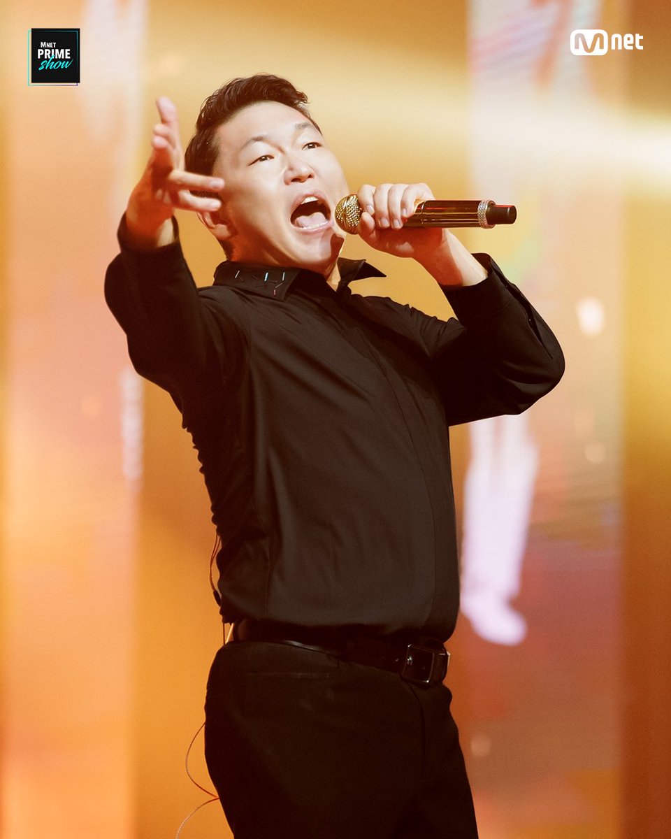 MnetKR's tweet photo. [#MnetPRIMESHOW/스테이지 포토] #싸이 ①
안방을 콘서트장으로 만들었던 Mnet PRIME SHOW 무대 사진 대공개!🎉

세상에 없던 조합, 세상에 없던 무대, 세상에 없던 이야기,
Mnet PRIME SHOW

#엠넷프라임쇼 #PRIMESHOW #프라임쇼 #PRIMEARTIST #프라임아티스트 #여자아이들 #GIDLE #PSY #Mnet #엠넷 https://t.co/5AFyihp3vw