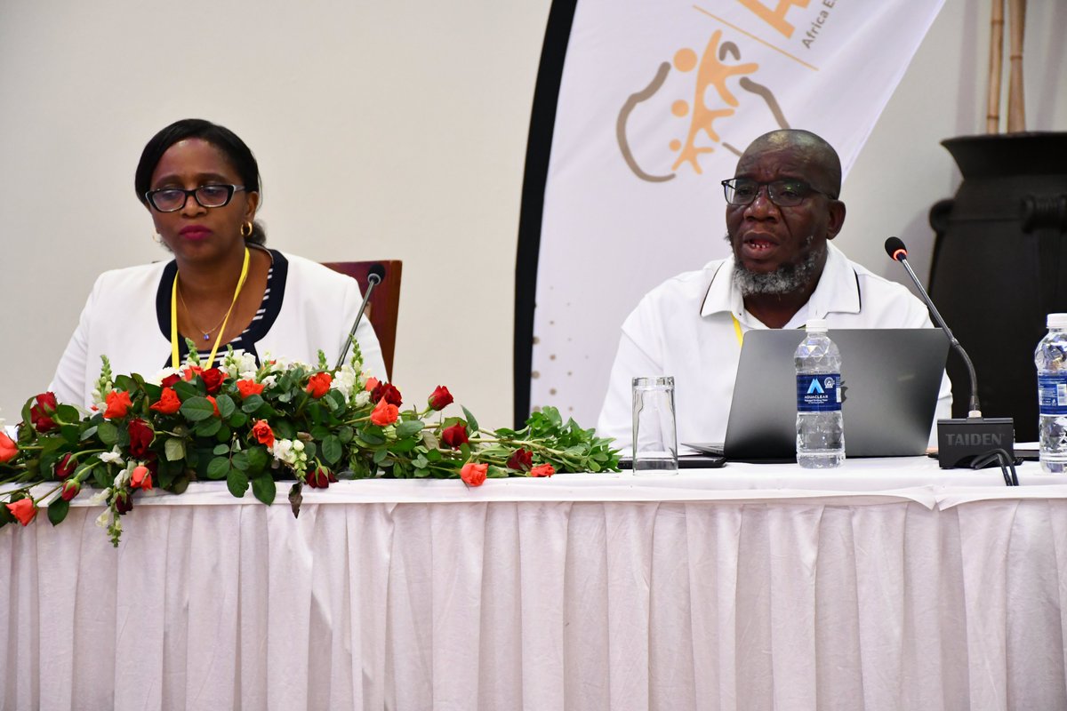 af_ecn's tweet photo. Day 3 #SouthernAfricaECDConference
National ECD networks are essential in advocating for better policies and programmes for the youngest children. There is strength in numbers when mobilizing for increased investments in ECD.
#IStand4Children
#Together4ECD https://t.co/8ApFvkVu1g