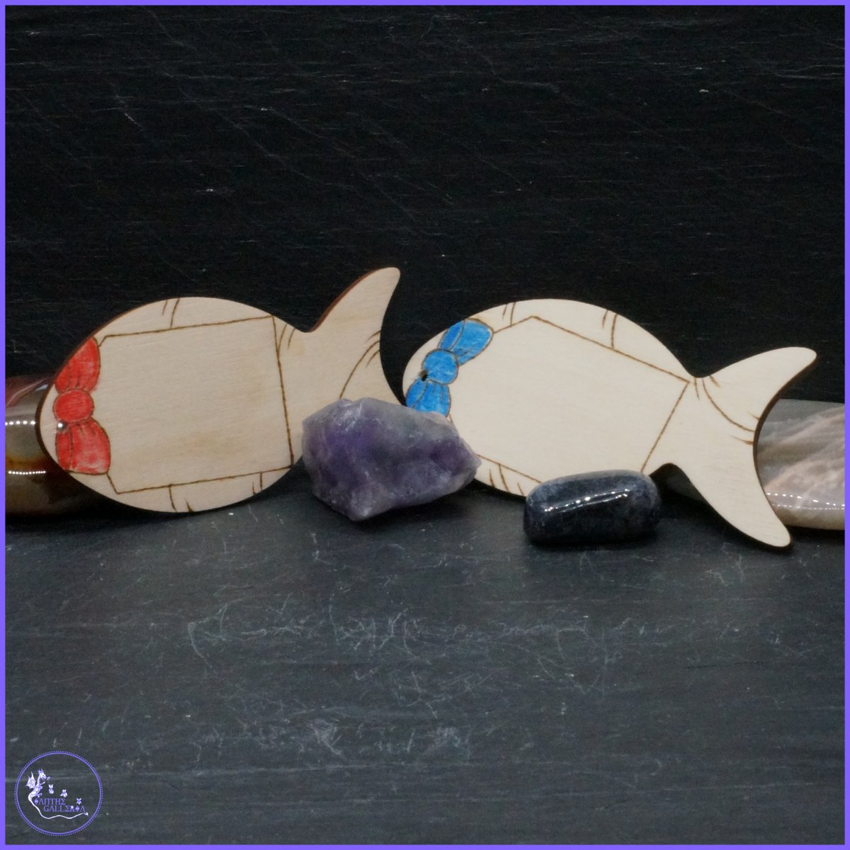 IantheGalleria's tweet image. F - Fish Present Pyrography Decorations.

One of our personalised Tree Decorations comes in the shame of a Fish, perfect gift for a Cat or Fish owner. 

ianthegalleria.co.uk/ourshop/cat_16…

#AMZart #AlphabetChallenge #aprilalphabetchallenge #treedecorationthursday #NationalPetMonth #earlybiz