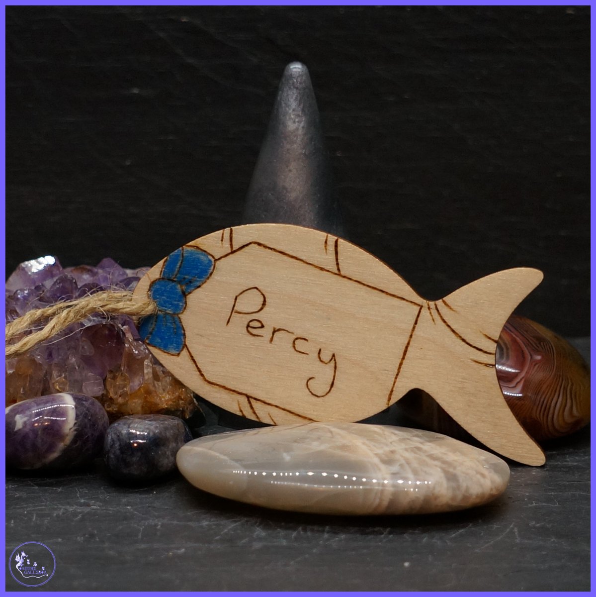 IantheGalleria's tweet image. F - Fish Present Pyrography Decorations.

One of our personalised Tree Decorations comes in the shame of a Fish, perfect gift for a Cat or Fish owner. 

ianthegalleria.co.uk/ourshop/cat_16…

#AMZart #AlphabetChallenge #aprilalphabetchallenge #treedecorationthursday #NationalPetMonth #earlybiz