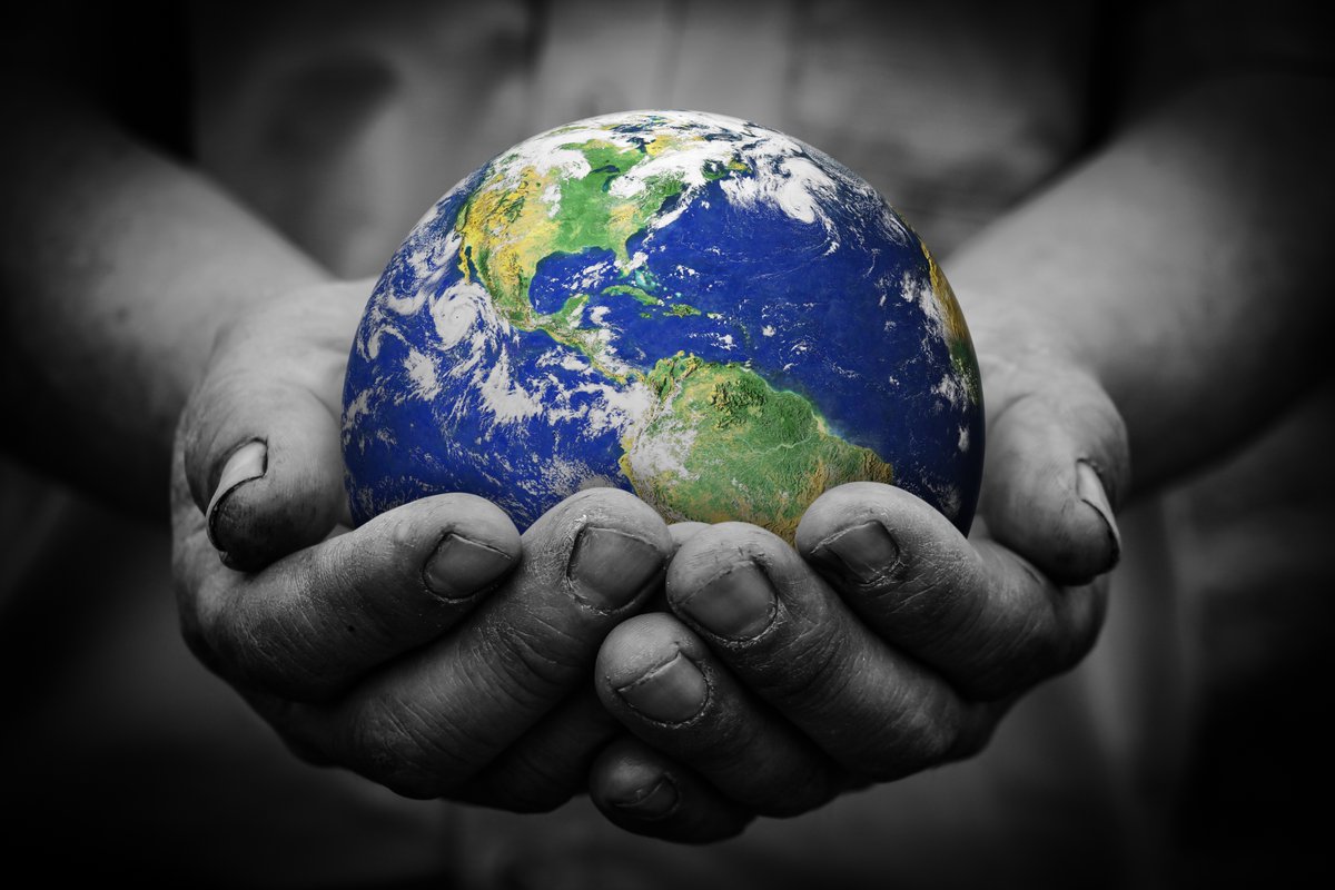 MeatFreeMonday's tweet photo. Last week the @IPCC_CH issued a “final warning”: act immediately to tackle man-made emissions or we will all face the consequences. One of the best ways all of us can make a difference is to change the way we eat. 🌱Find out more: https://t.co/N7OxvJOWaf #LessMeatLessHeat https://t.co/gnYocQpkXj